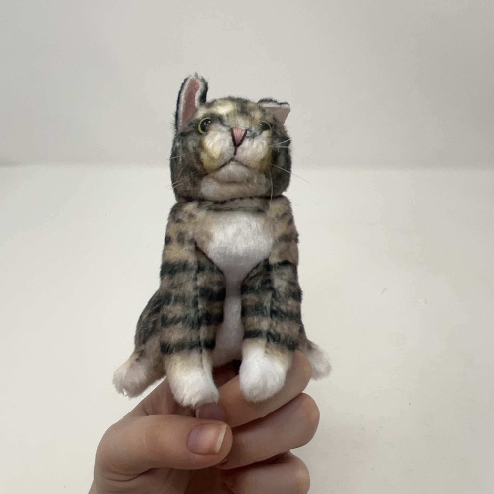 Folkmanis Gray Tabby Cat Finger Puppet Plush Realistic Kitten Green Eyes